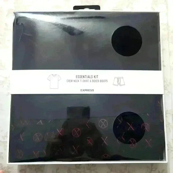 Crew Neck T-Shirt & Boxer Briefs Set - Picture 8 of 8